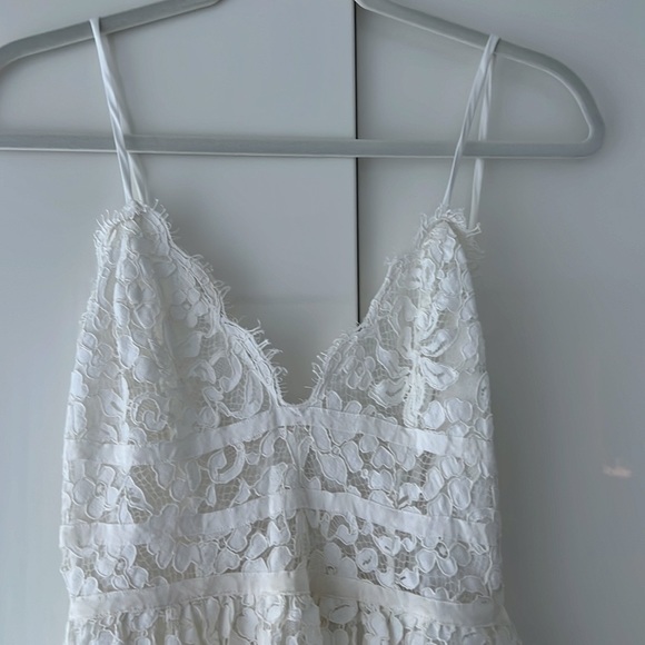 NBD lace dress size M - Picture 2 of 3